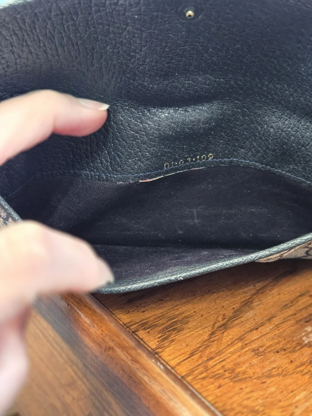 Vintage Gucci GG Canvas Sherry Line Wallet Black Leather Trim Italy Authentic - Picture 10 of 16